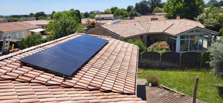 Installation panneaux photovoltaïques Mérignac