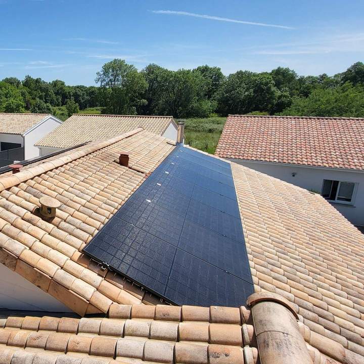 Expert en pose de panneaux photovoltaïques prés de Mérignac