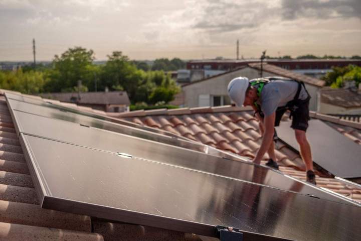 Installation panneaux photovoltaïques Mérignac