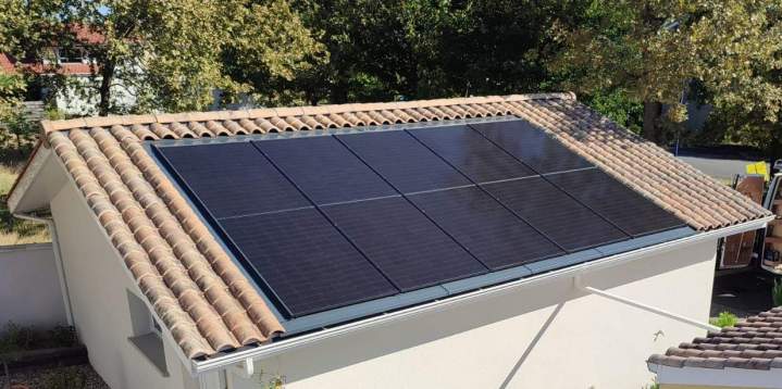 Pose de panneaux photovoltaïques Mérignac