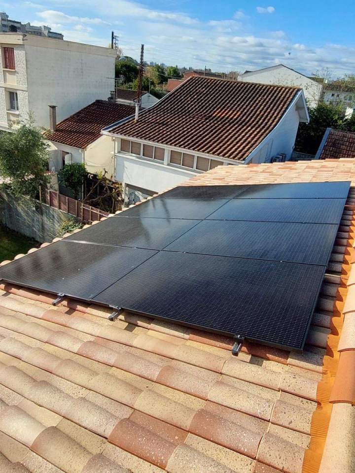 Service en installation photovoltaïque près de Mérignac