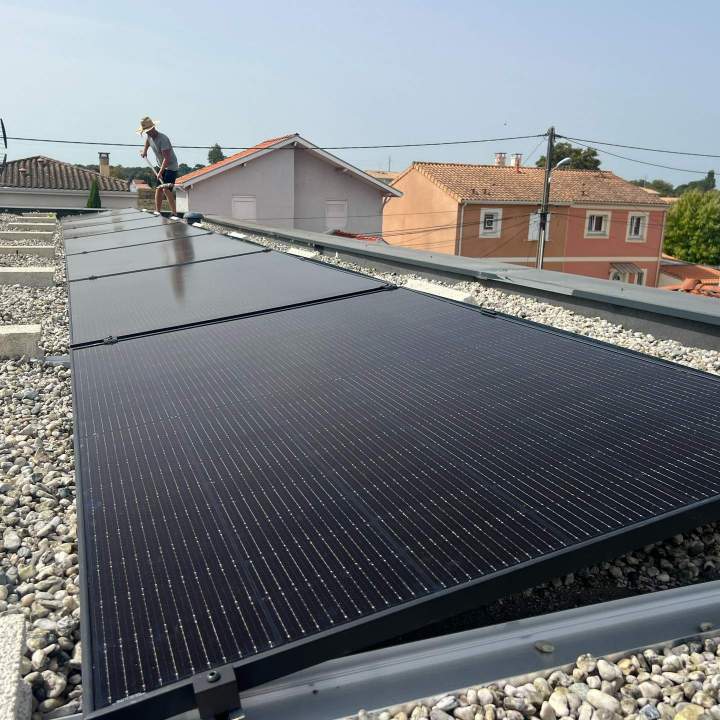 Service en installation photovoltaïque près de Mérignac