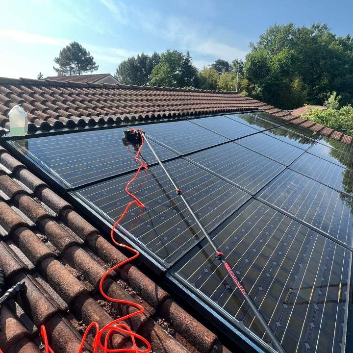 Travaux d'installation photovoltaïque à Mérignac