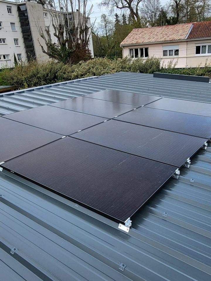 Travaux en installation photovoltaïque à Mérignac